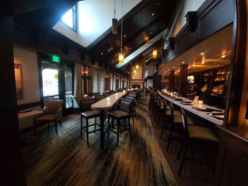 Ruth's Chris Bar & Lounge Photo Ruth's Chris Bar & Lounge Photo